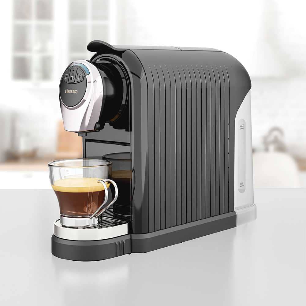 https://mlpotfmwpdhk.i.optimole.com/cb:Ebf7.3a4ba/w:1000/h:1000/q:mauto/f:best/https://4ustorekw.com/wp-content/uploads/2023/12/LePresso-Nespresso-Capsule-Coffee-Machine.jpg
